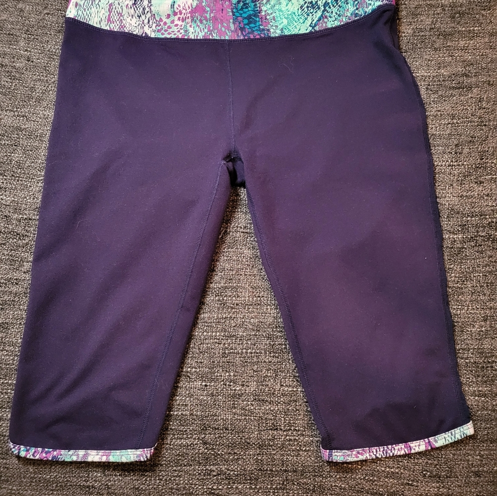 Fabletics capris